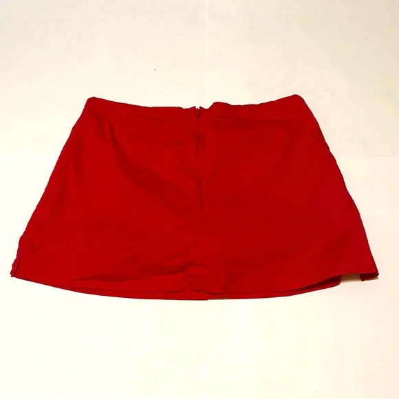 46. ⭐️Vibrant Red Mini Skorts - Picture 5 of 6